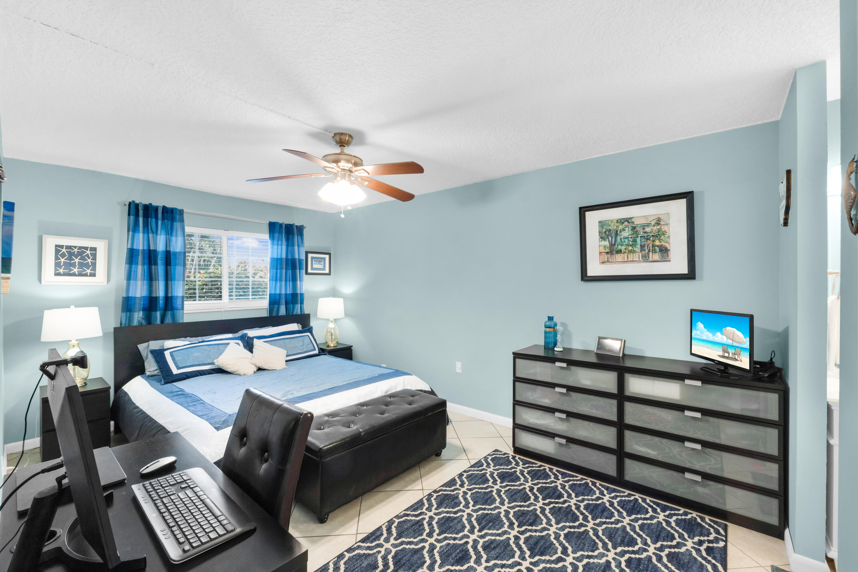 3004 NE 5th Terrace 112c