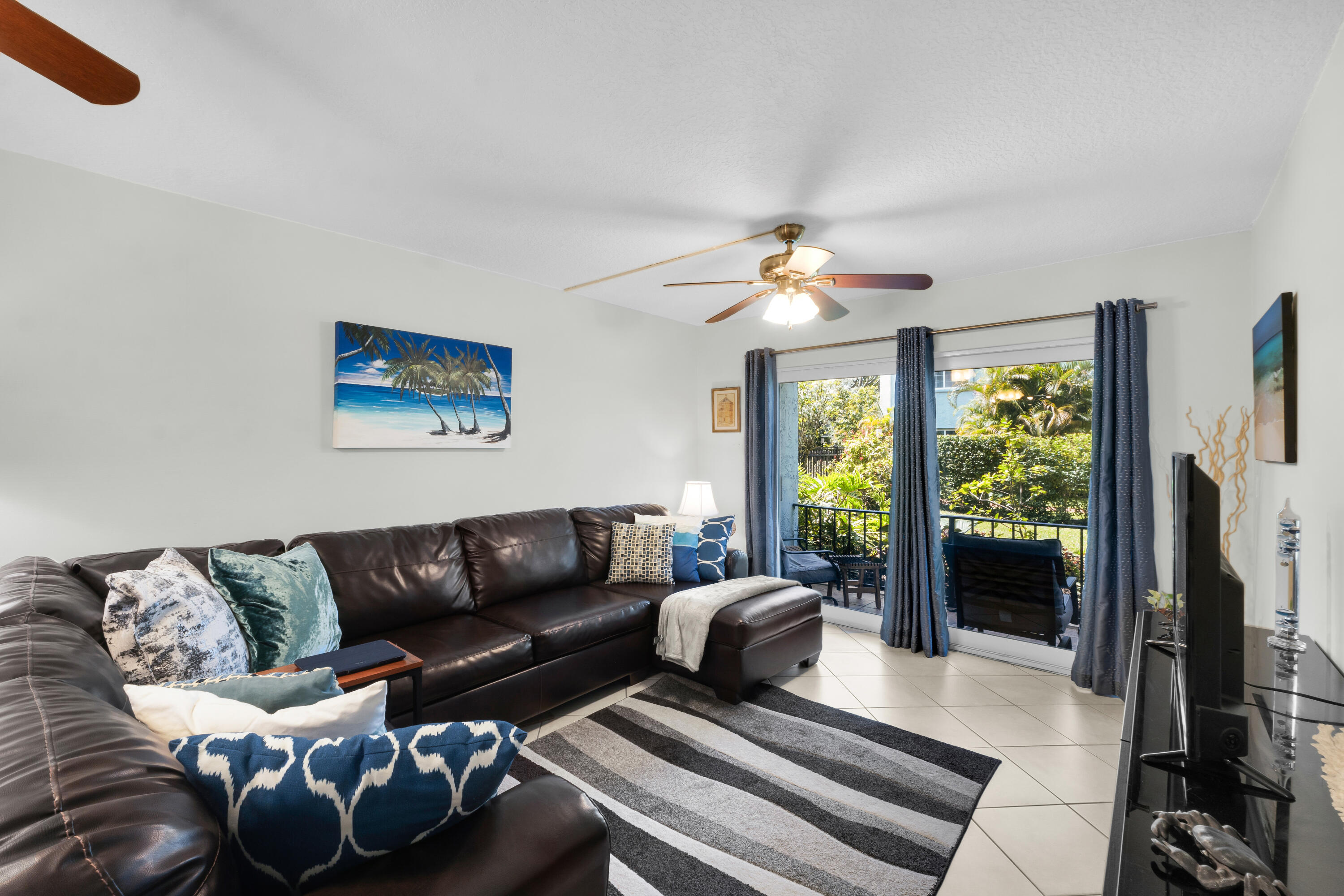 3004 NE 5th Terrace 112c