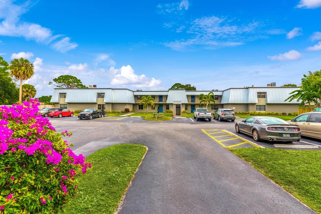 Photo of 2516 S 19th Street #Unit 208, Fort Pierce, FL 34982 (MLS # R10758595)