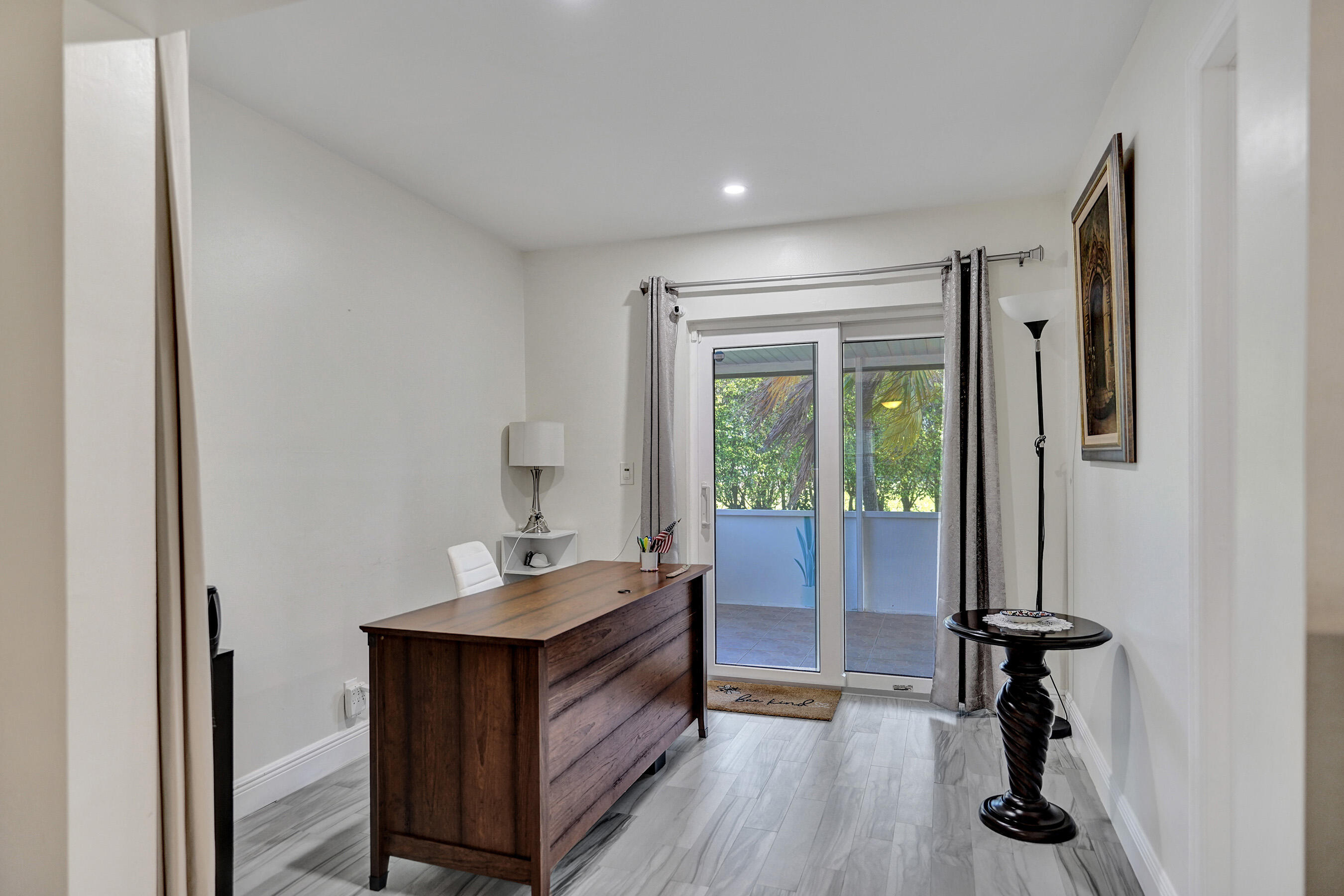 DELRAY VILLAS 1 - Residential