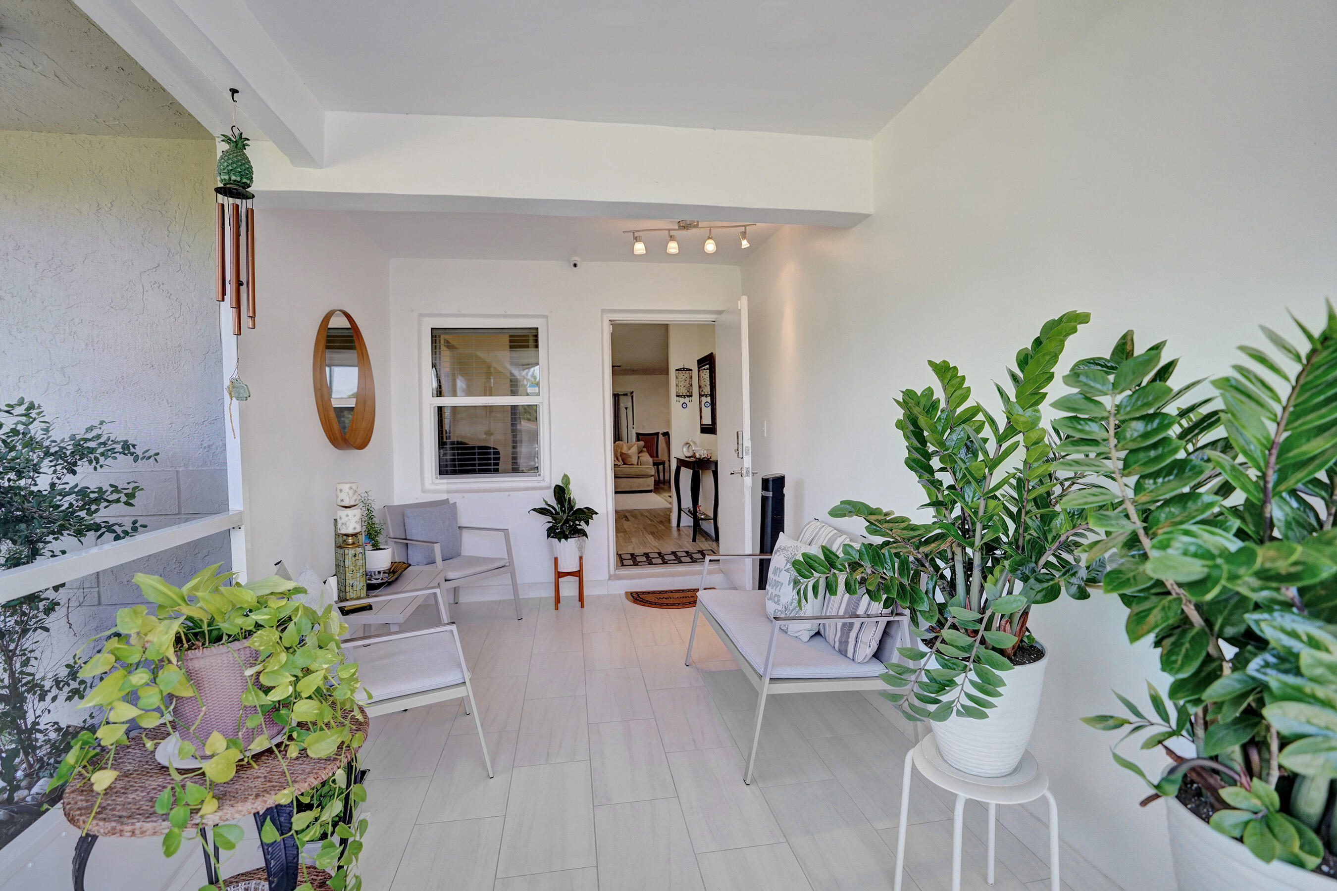 DELRAY VILLAS 1 - Residential