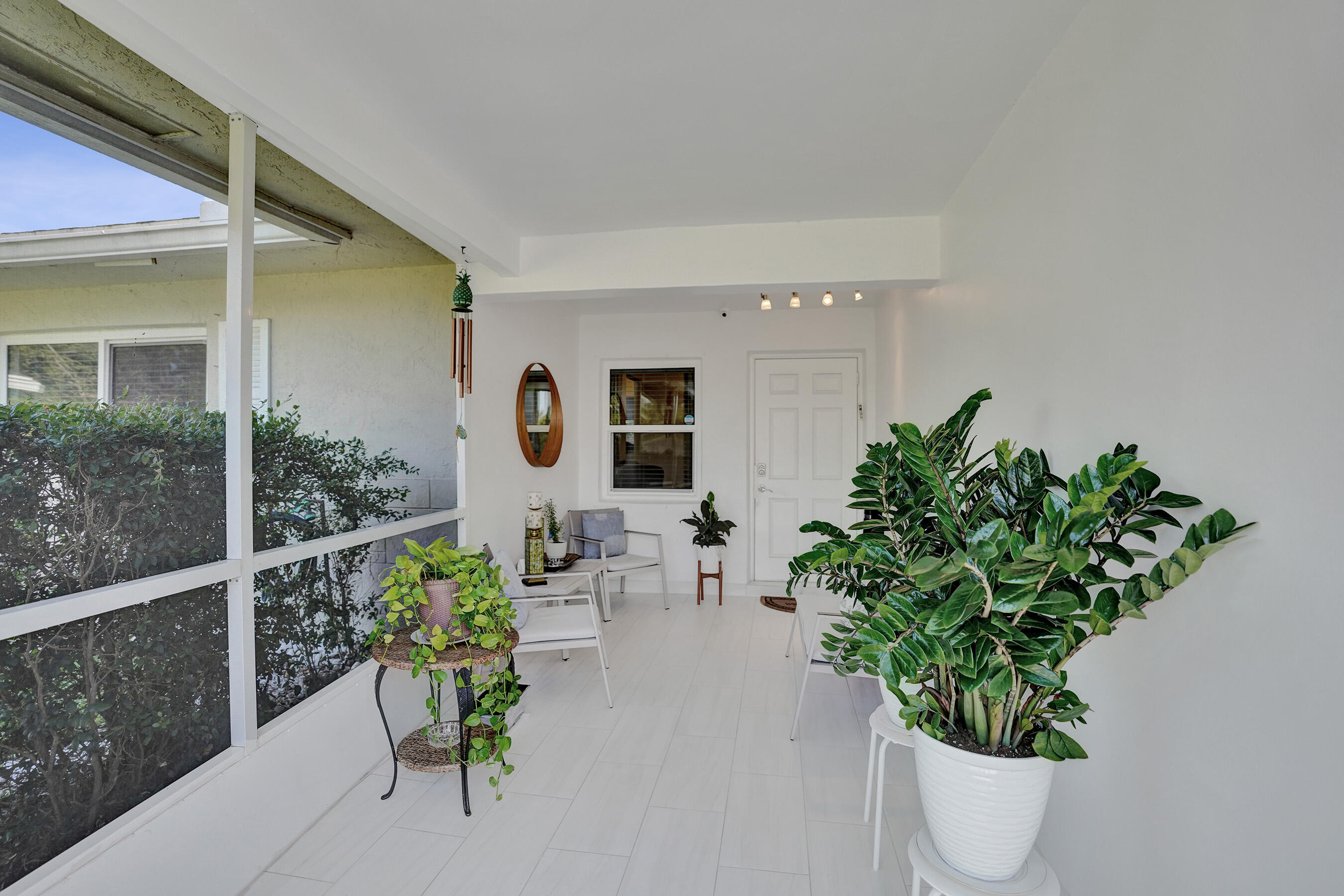 DELRAY VILLAS 1 - Residential