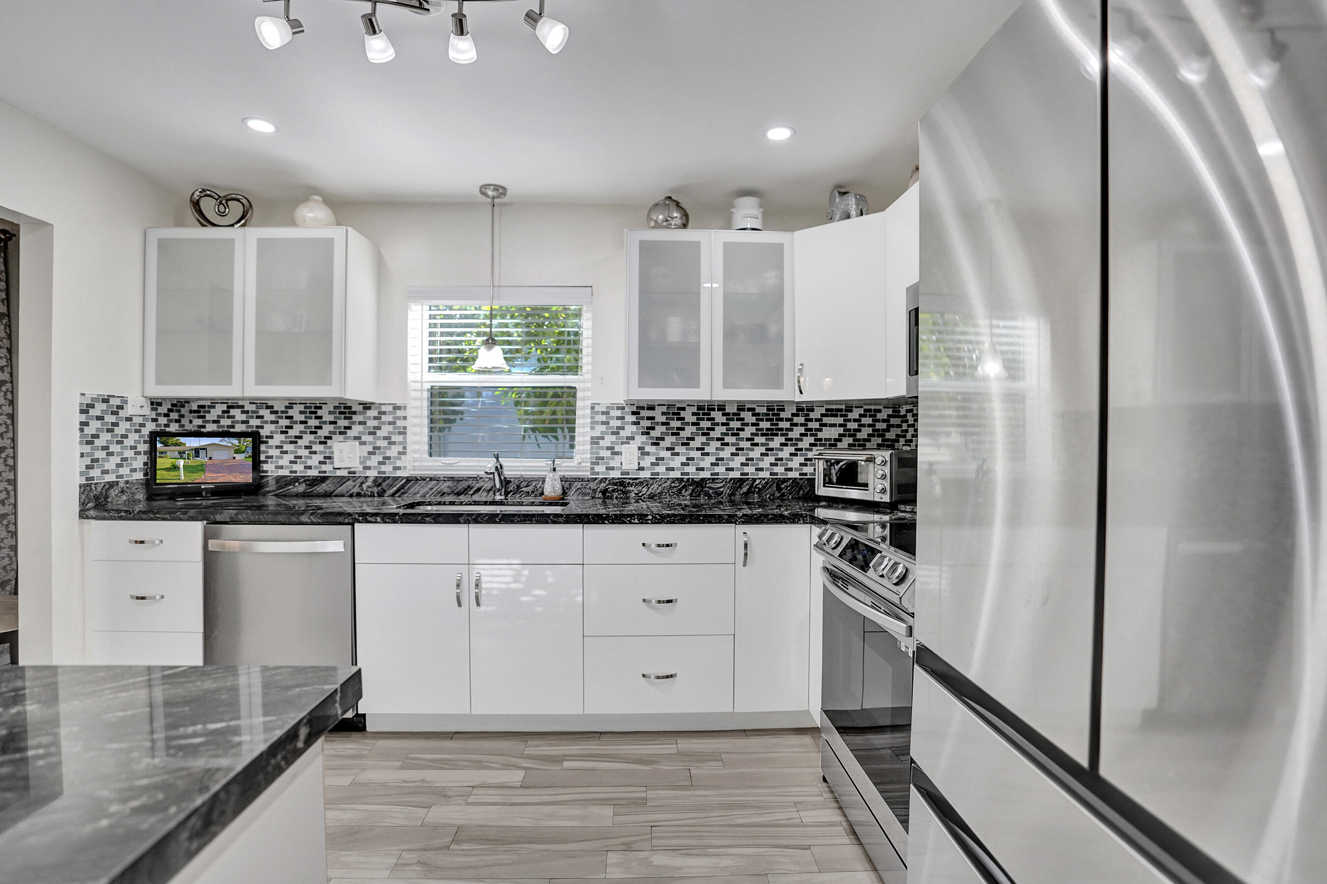 DELRAY VILLAS 1 - Residential
