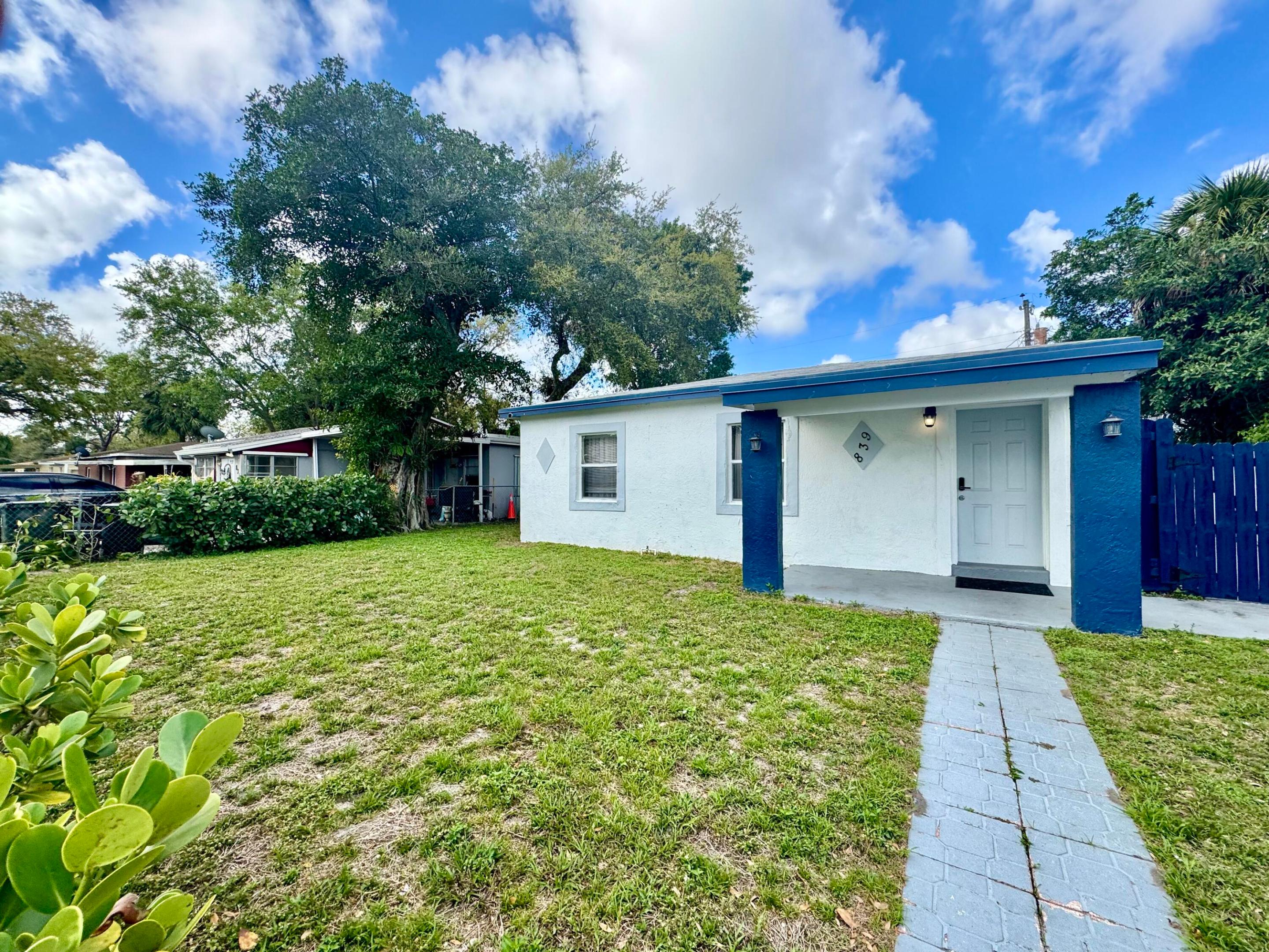 LINCOLN PARK SIXTH ADD - Residential Lease