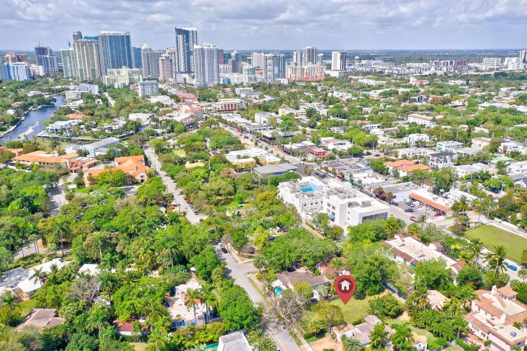 Photo of 1609 SE 4th Street, Fort Lauderdale, FL 33301 (MLS # F10429033)