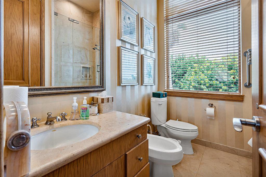 HILLSBORO MILE - Residential