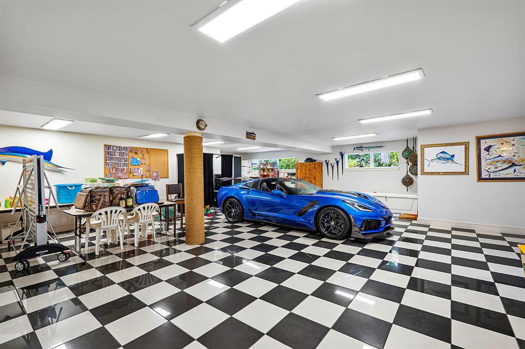 HILLSBORO MILE - Residential