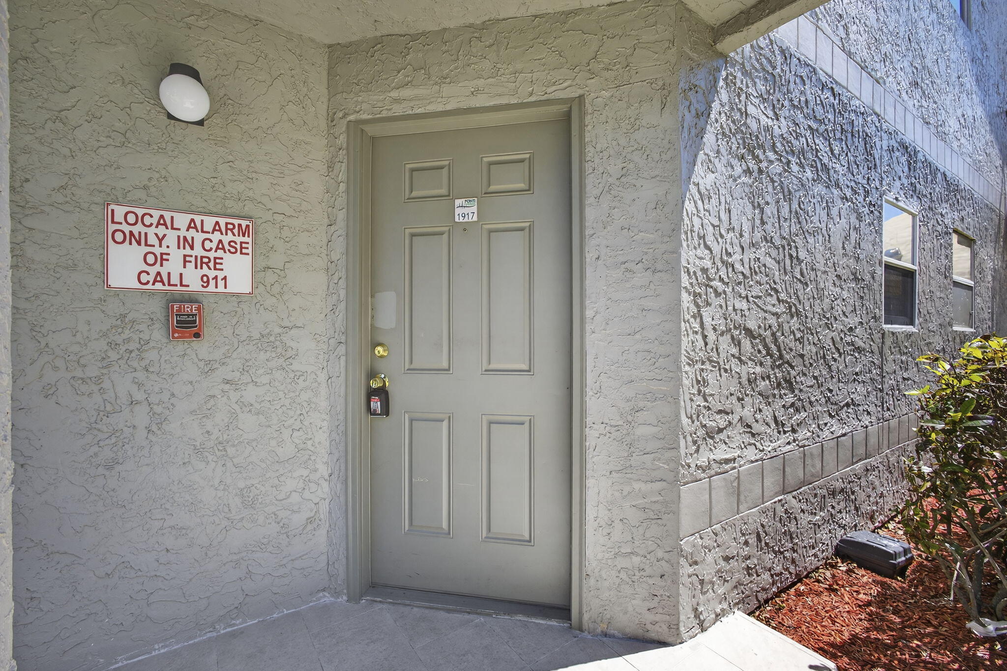 PONTE VERDE AT PALM BEACH LAKES CONDO - Residential