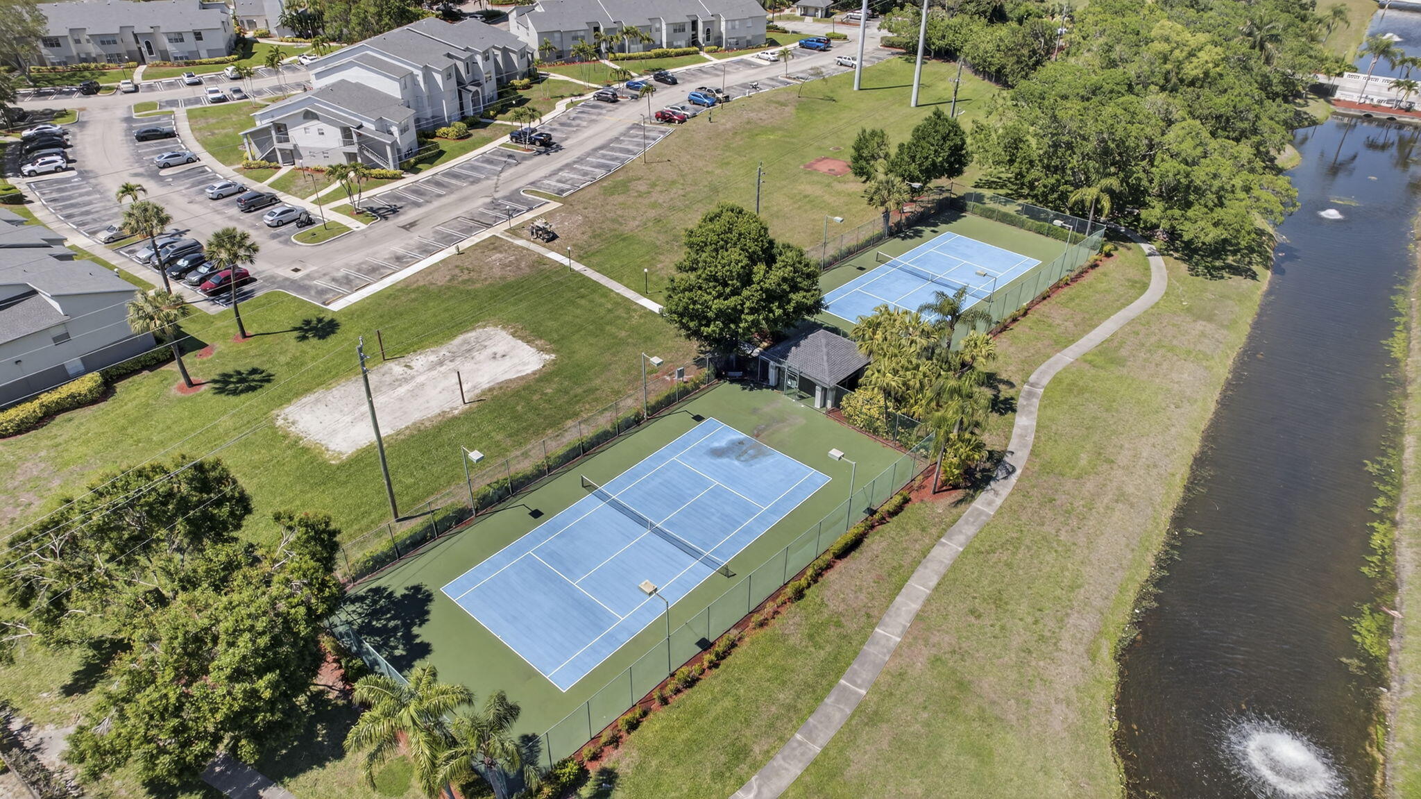 PONTE VERDE AT PALM BEACH LAKES CONDO - Residential