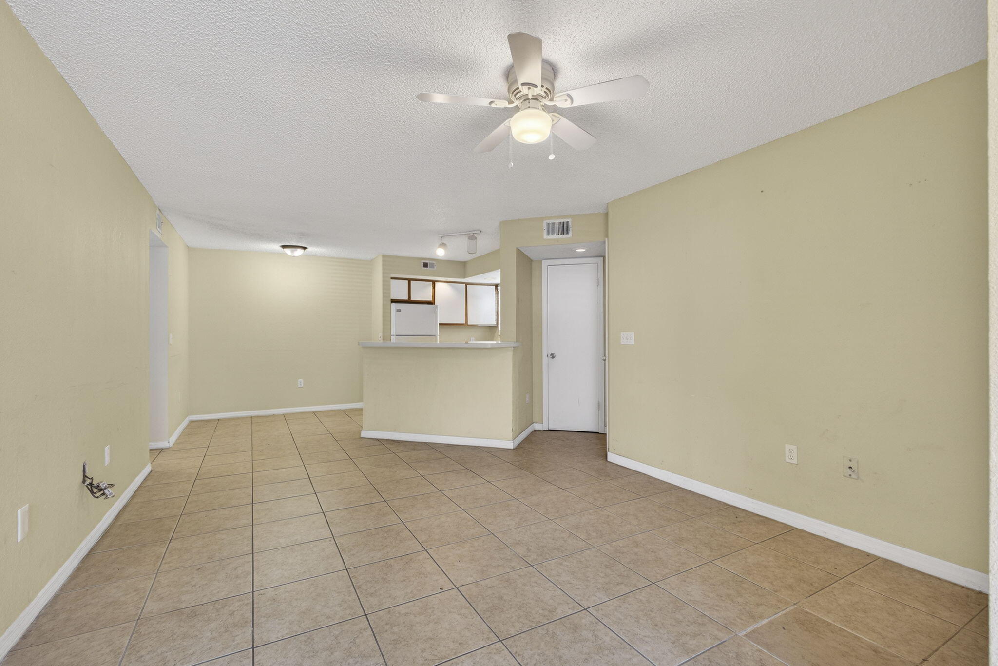 PONTE VERDE AT PALM BEACH LAKES CONDO - Residential