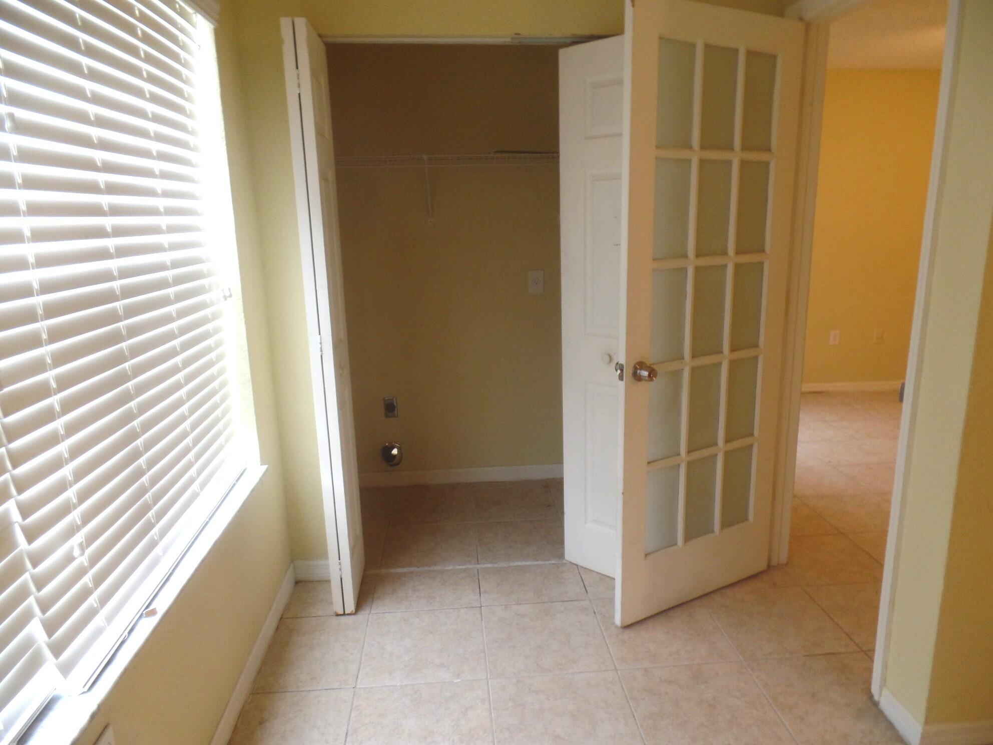 PONTE VERDE AT PALM BEACH LAKES CONDO - Residential