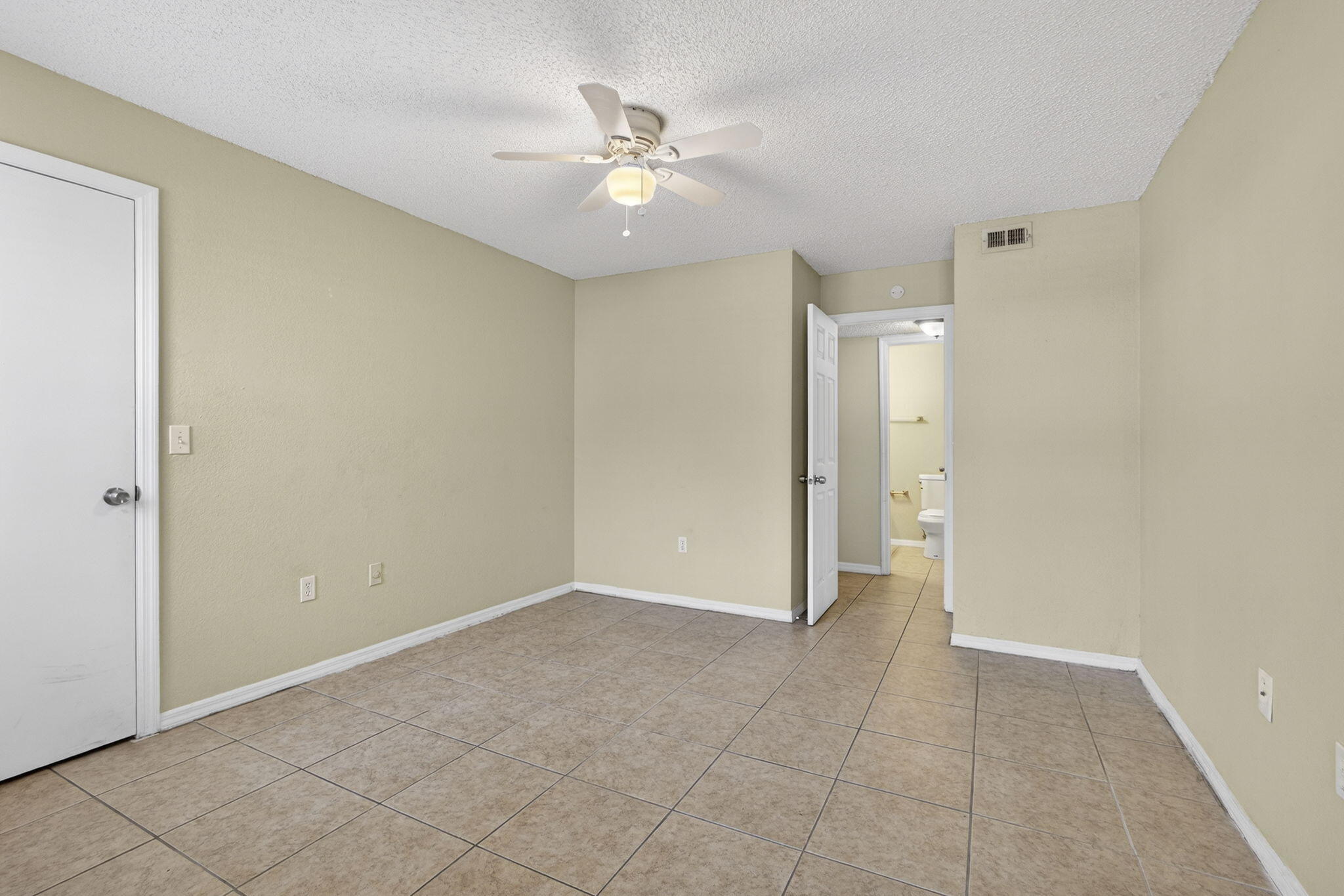 PONTE VERDE AT PALM BEACH LAKES CONDO - Residential