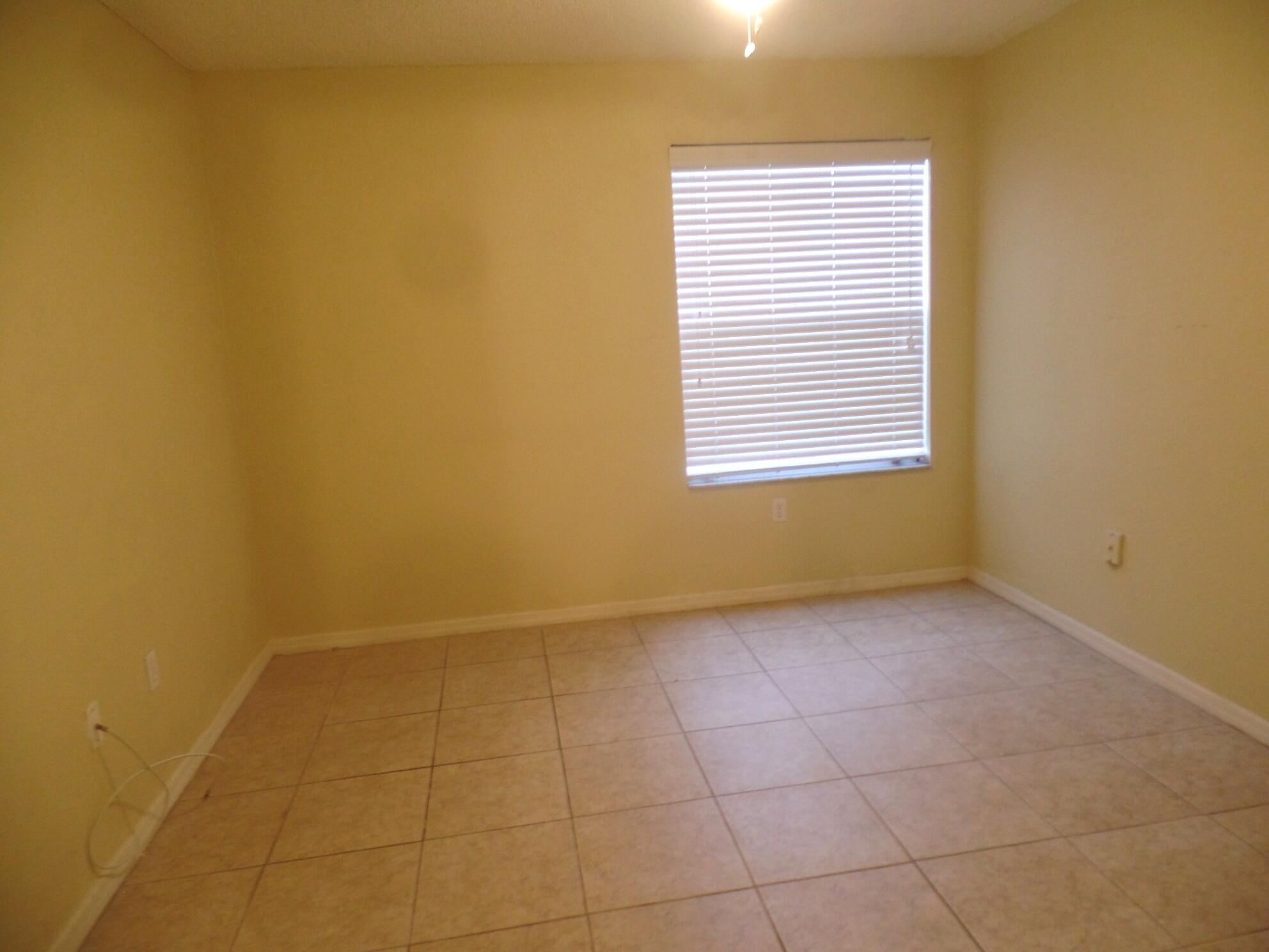 PONTE VERDE AT PALM BEACH LAKES CONDO - Residential