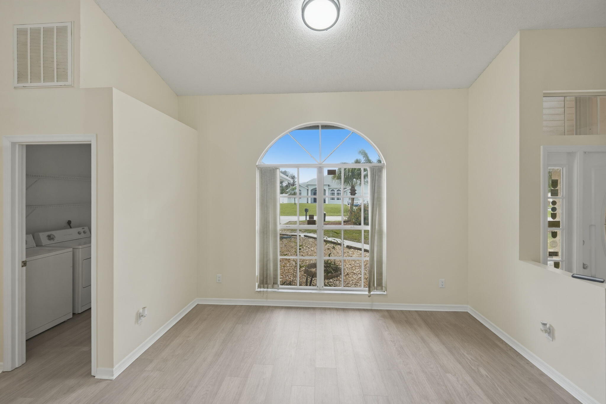 PORT ST LUCIE SECTION 9 - Residential