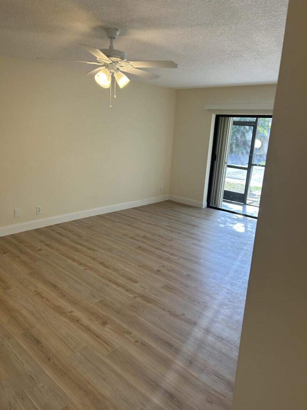 Photo of 150 Pineview Road #L3, Jupiter, FL 33469 (MLS # R11039974)