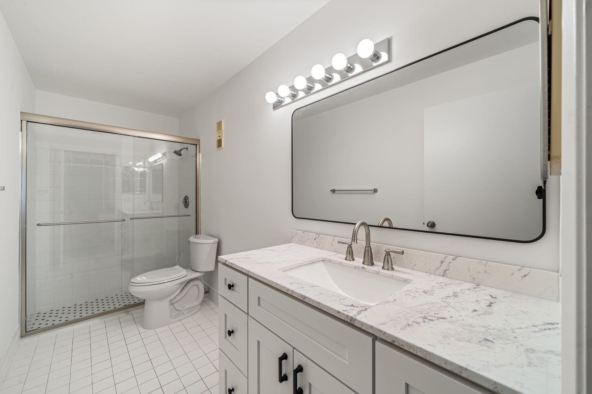 WHISPER WALK SEC C CONDO - Residential