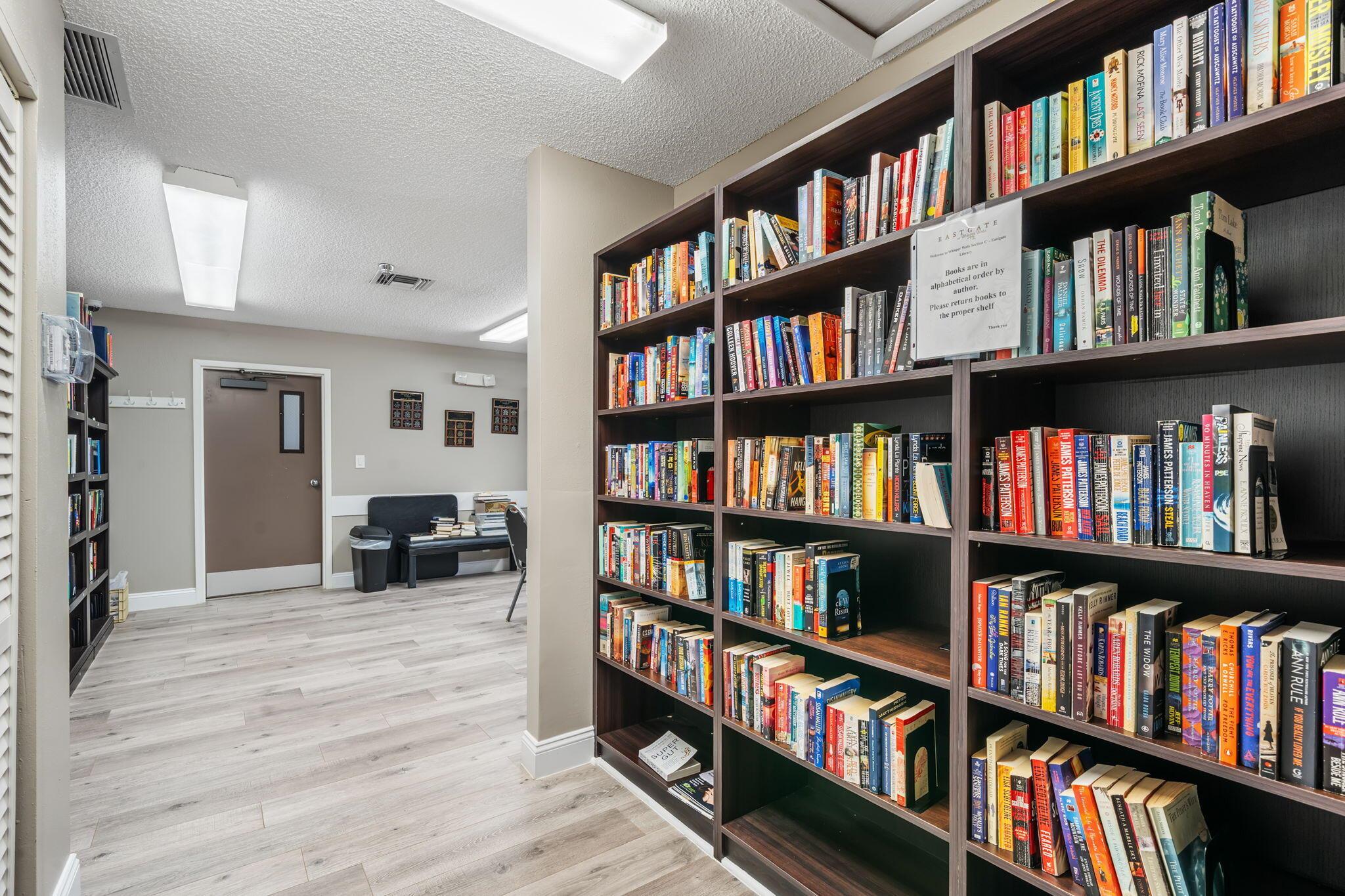 WHISPER WALK SEC C CONDO - Residential