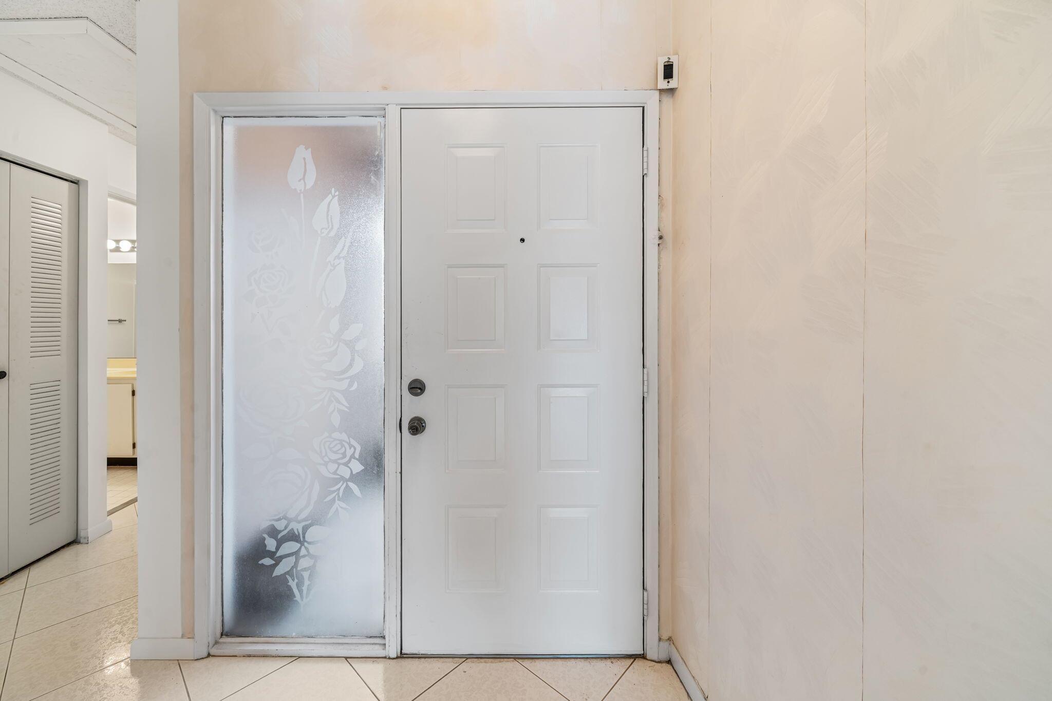 WHISPER WALK SEC C CONDO - Residential