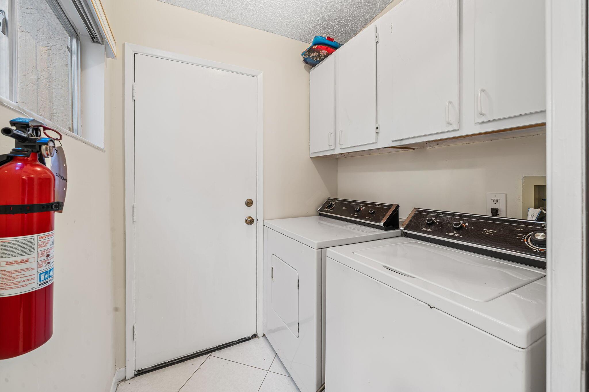 WHISPER WALK SEC C CONDO - Residential