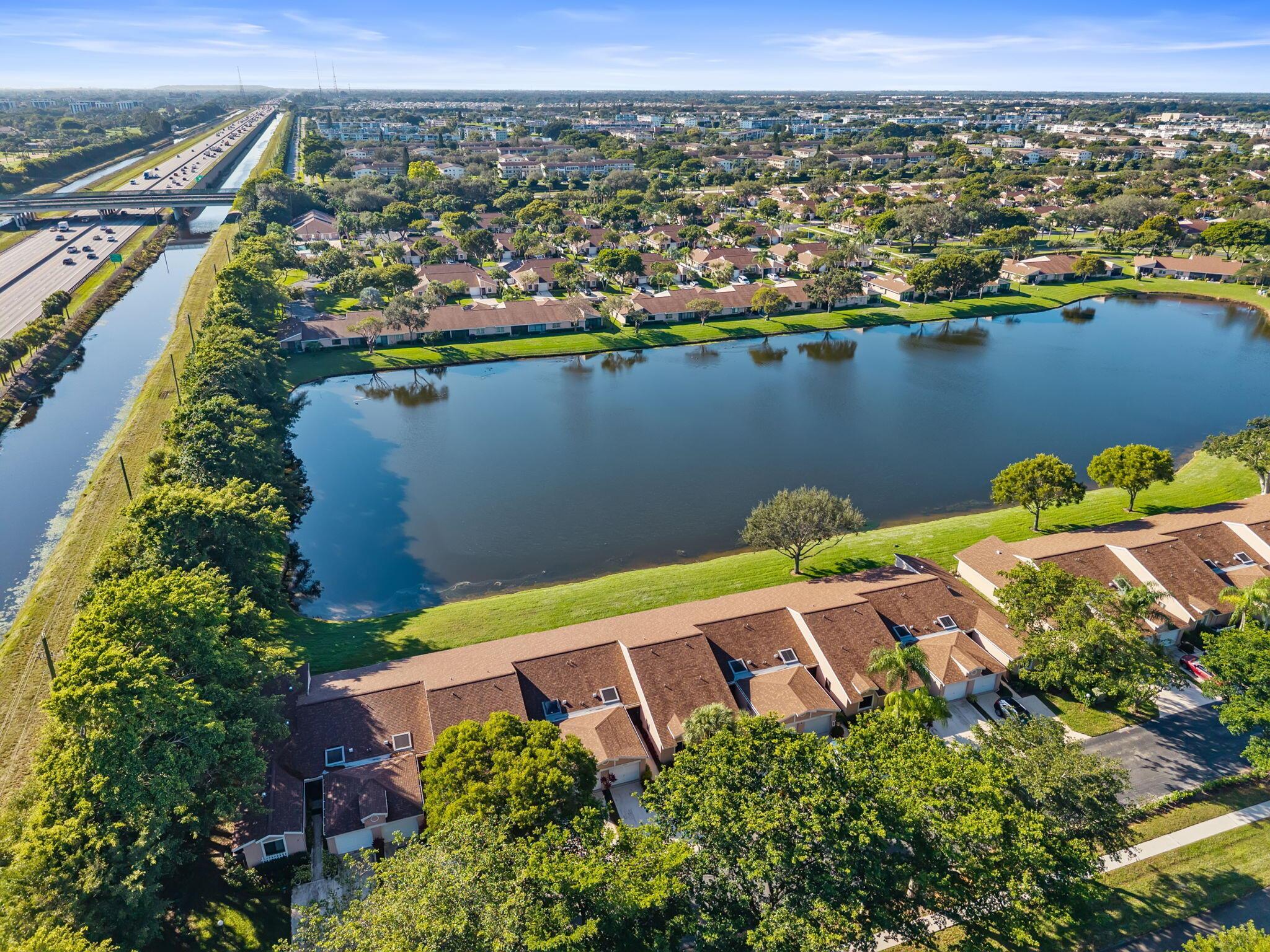 WHISPER WALK SEC C CONDO - Residential