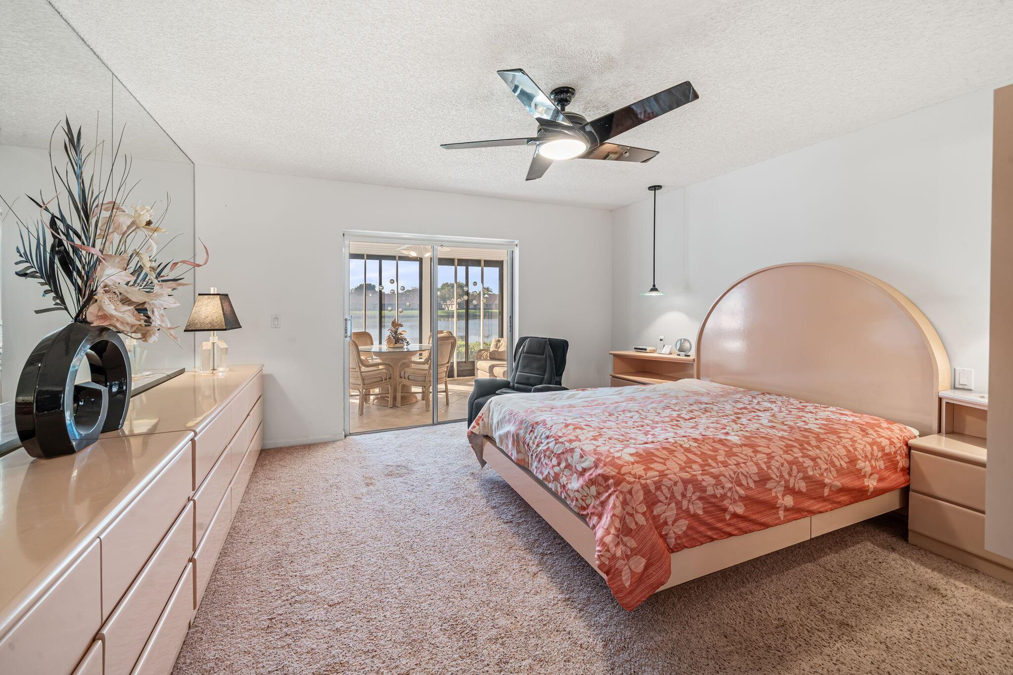 WHISPER WALK SEC C CONDO - Residential