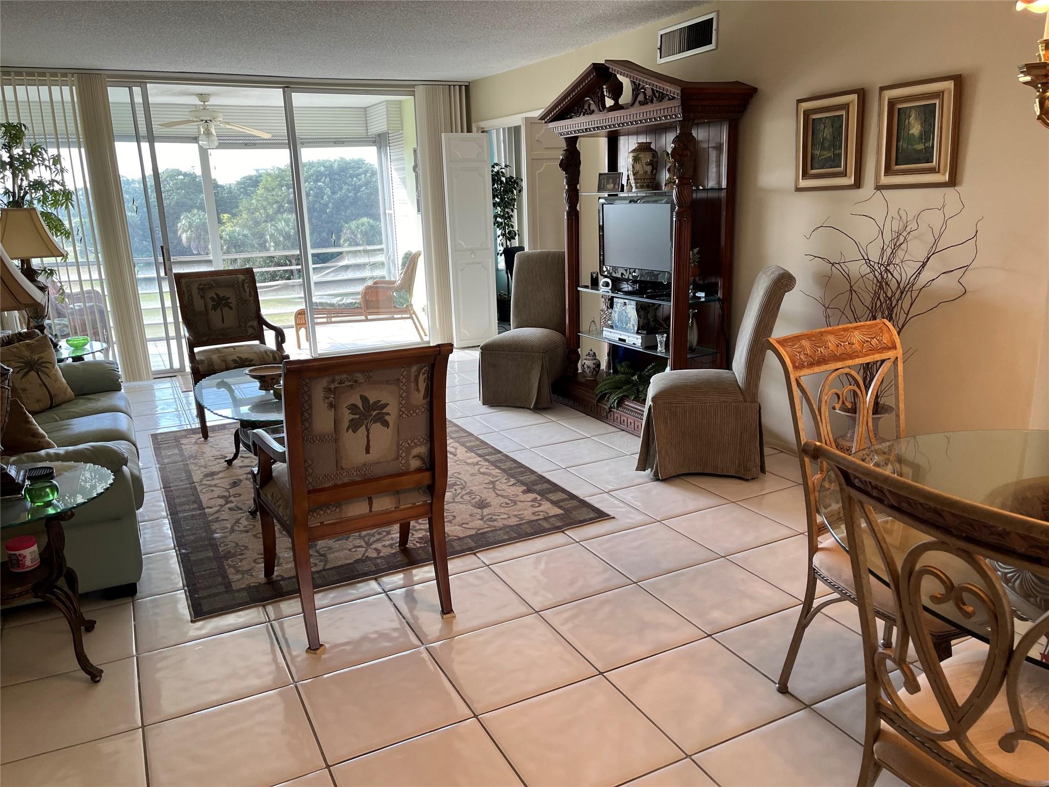 Palm Aire - Residential