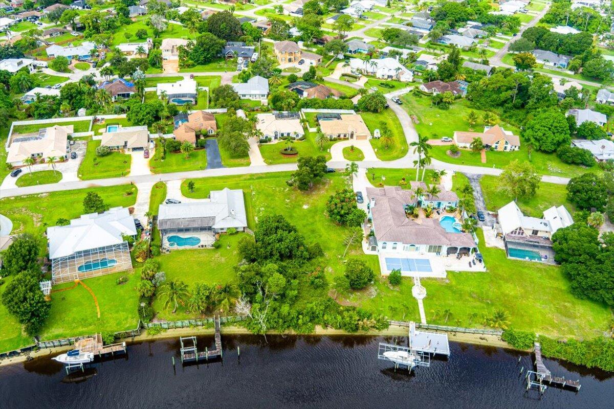 HIDDEN RIVER ESTATES - Land