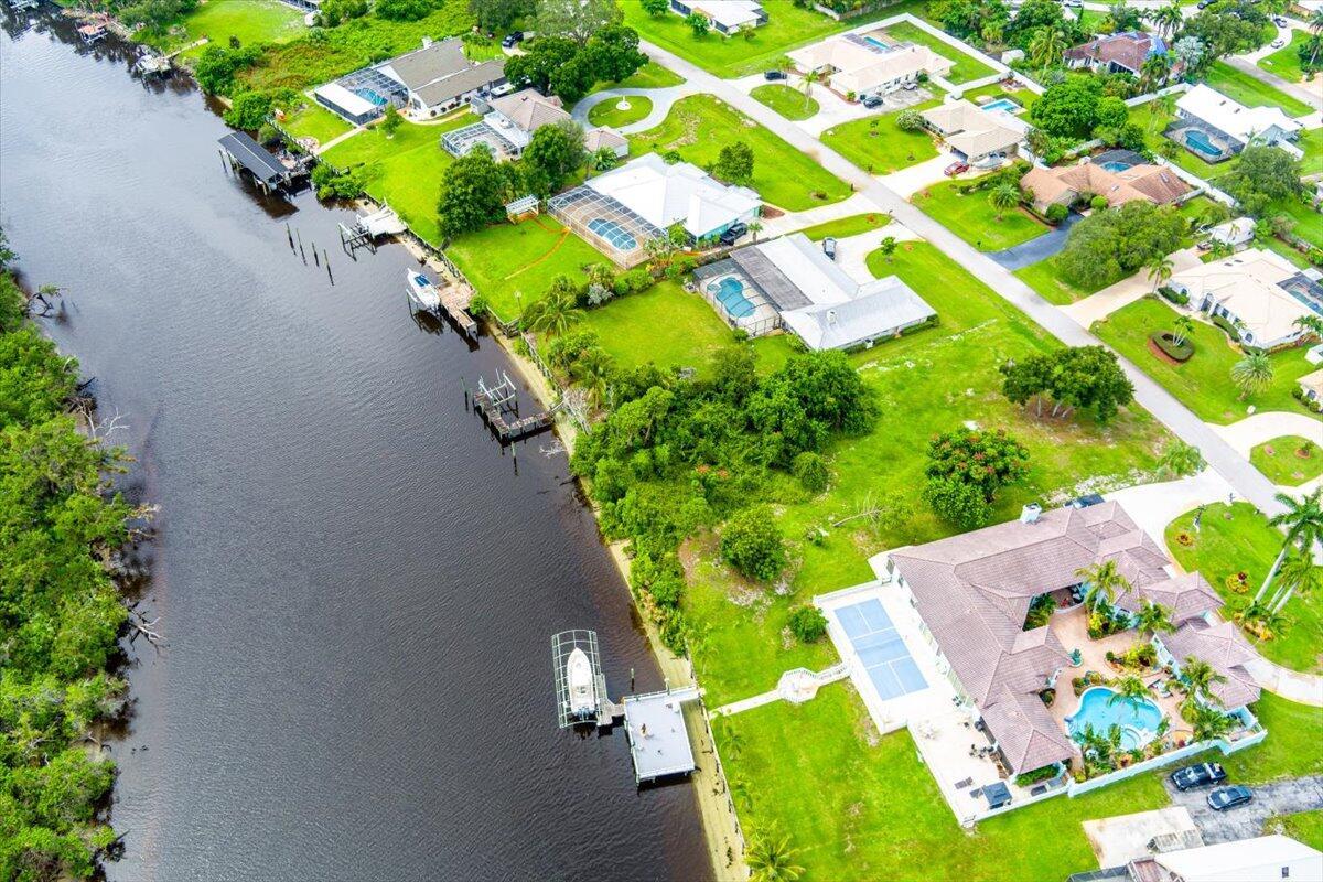 HIDDEN RIVER ESTATES - Land