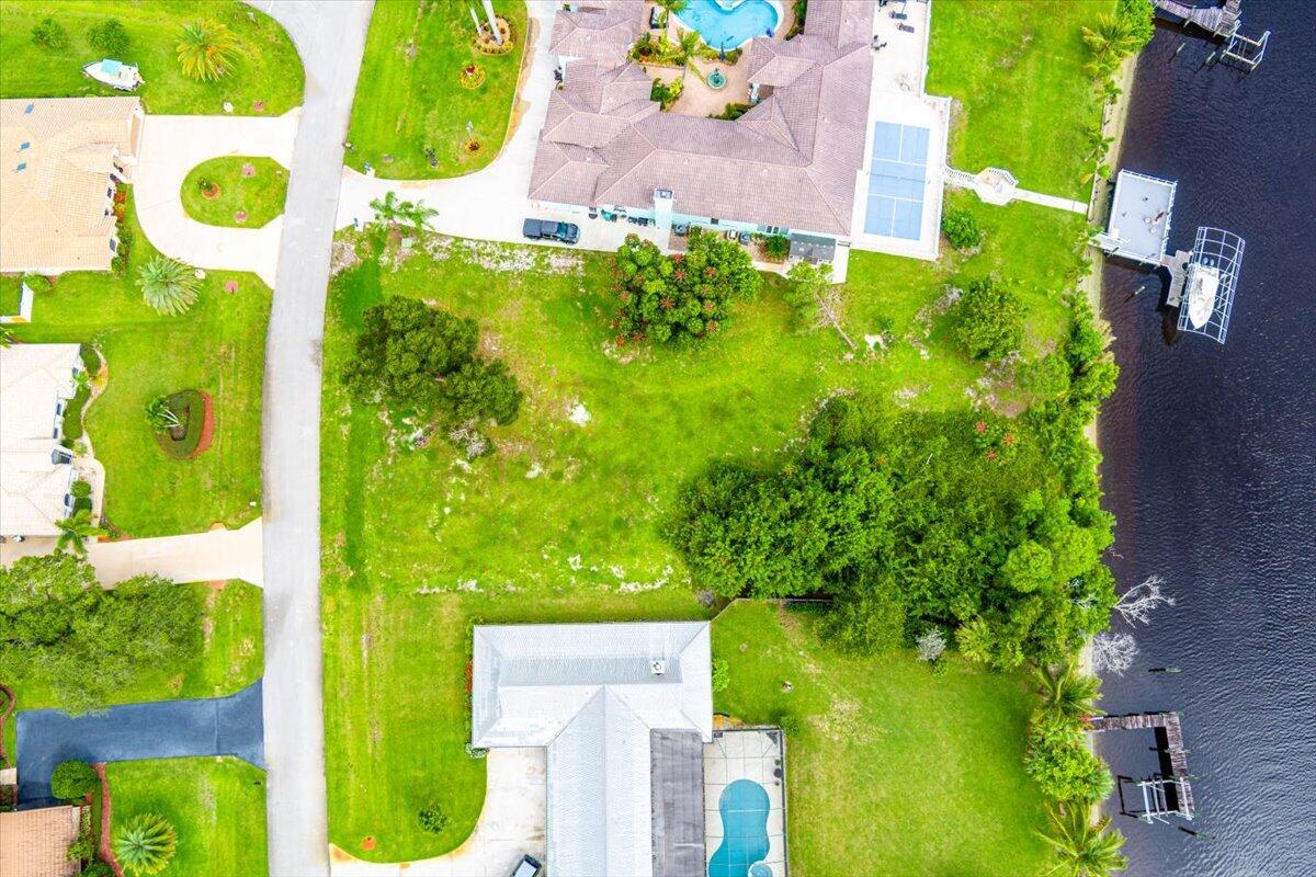 HIDDEN RIVER ESTATES - Land