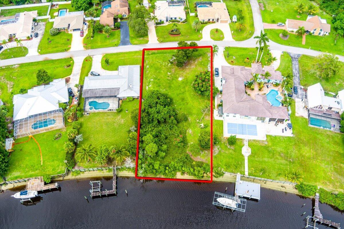 HIDDEN RIVER ESTATES - Land