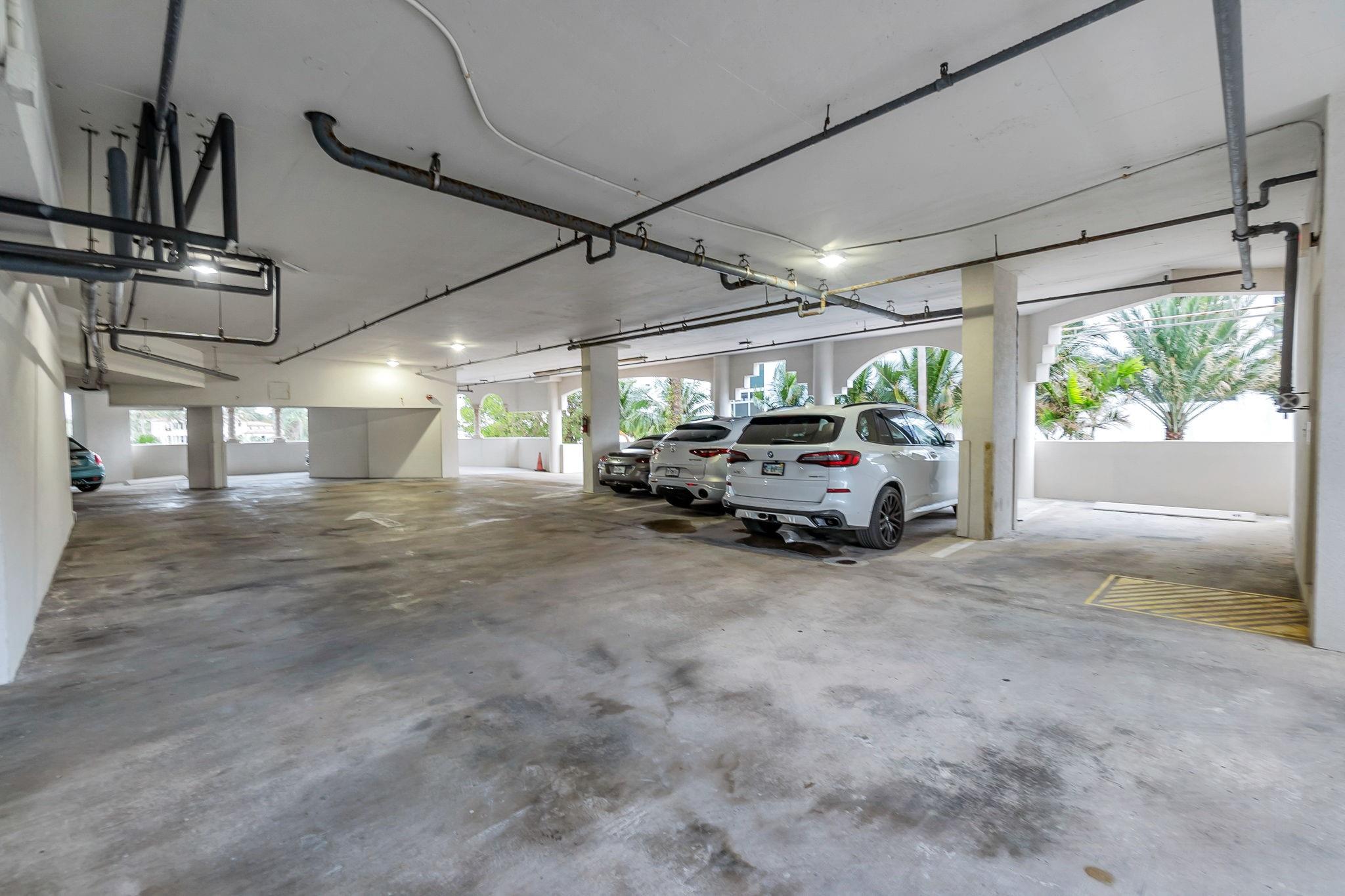 Birch Pointe Condominium - Residential