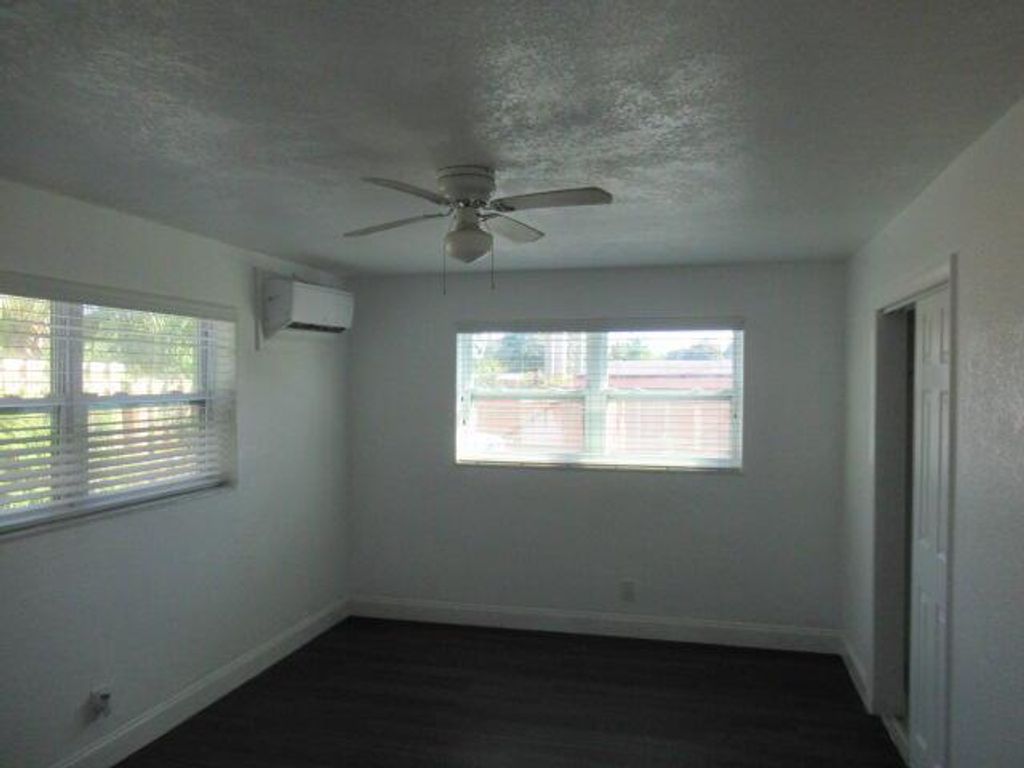 Photo of 3200 N Seacrest Boulevard, Boynton Beach, FL 33435 (MLS # R11061918)