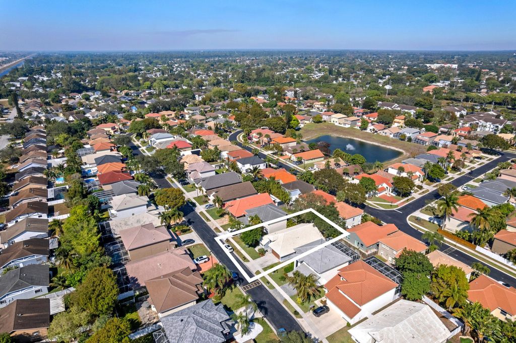 Photo of 10217 Brookville Lane, Boca Raton, FL 33428 (MLS # R11162091)