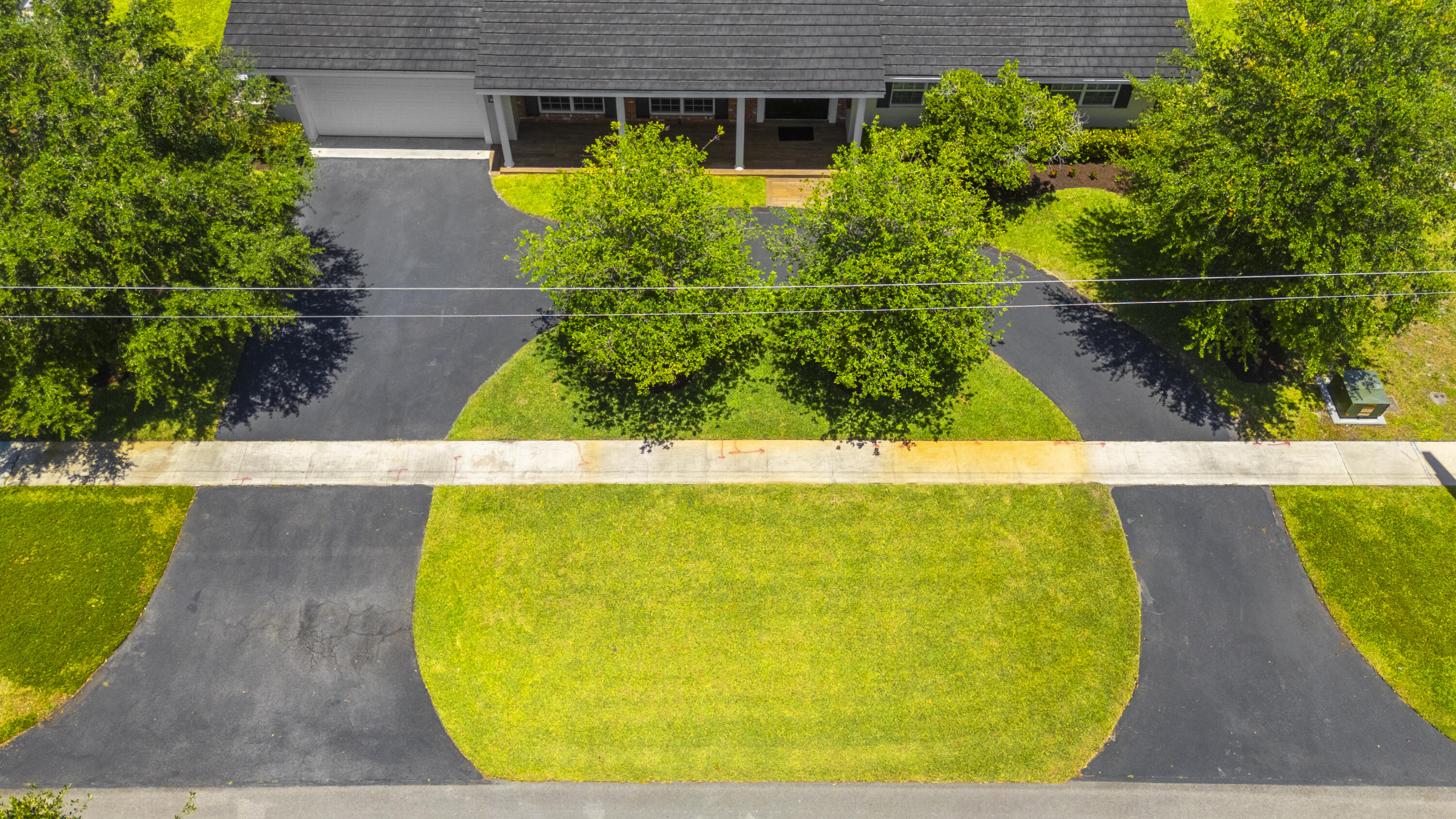 PLANTATIONS SECLUDED GARDENS - Residential