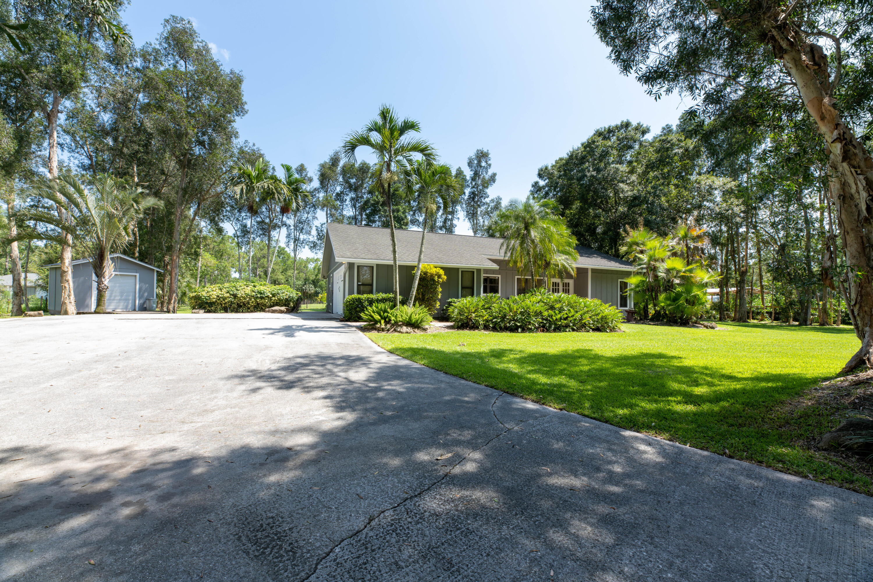 JUPITER FARMS - Residential