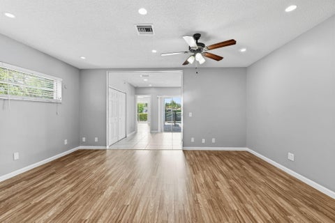Tiny photo for 613 SEA TURTLE Way, Plantation, FL 33324 (MLS # B26067187)