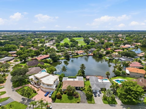 Tiny photo for 613 SEA TURTLE Way, Plantation, FL 33324 (MLS # B26067187)