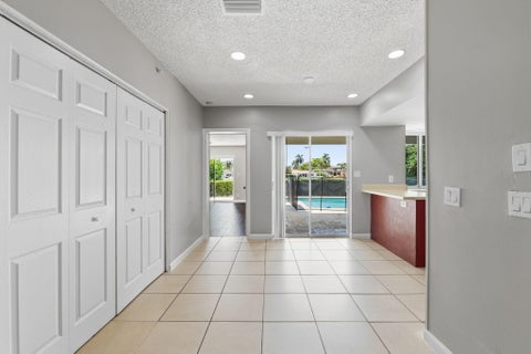 Tiny photo for 613 SEA TURTLE Way, Plantation, FL 33324 (MLS # B26067187)