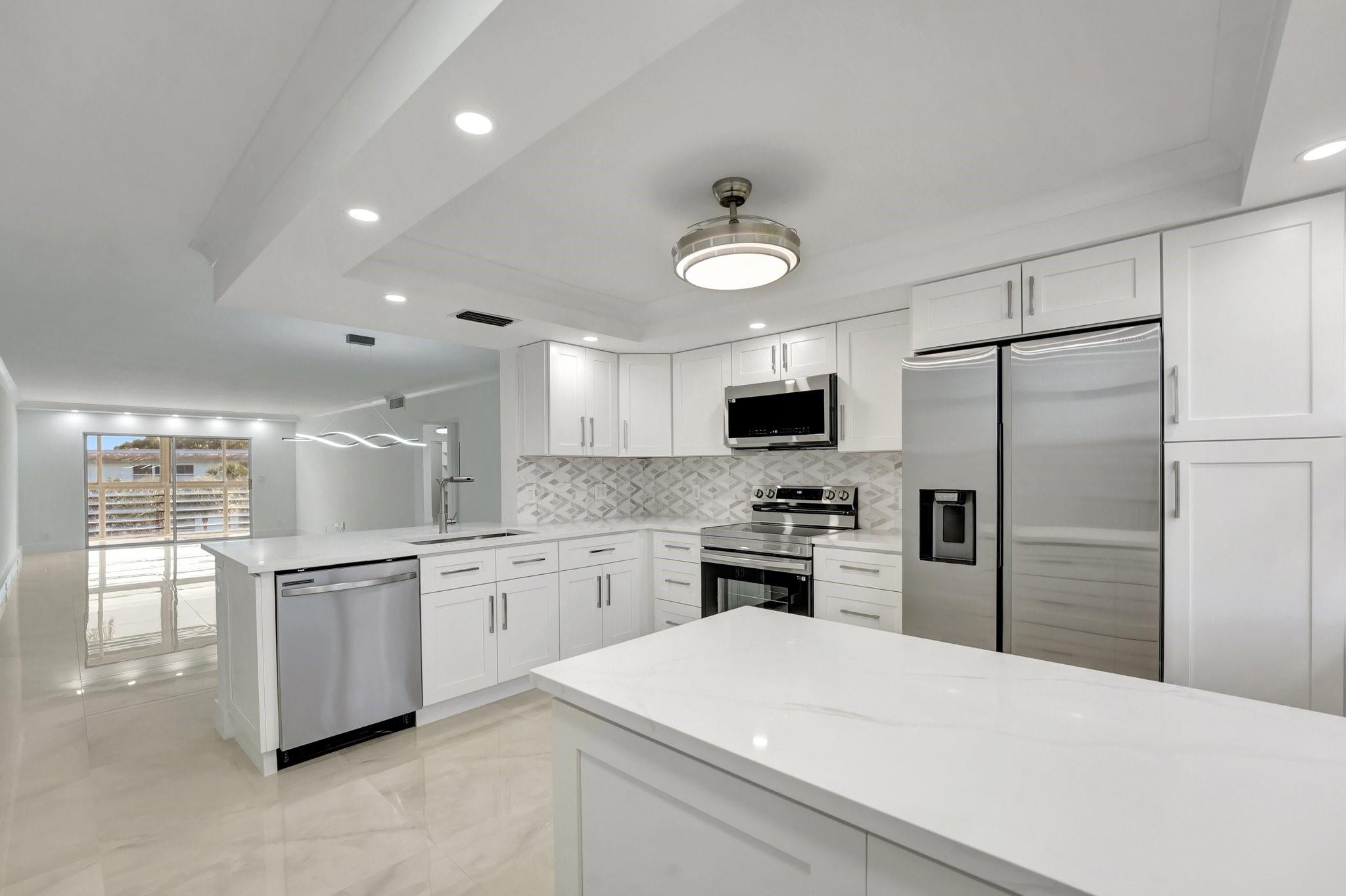 2901 Victoria Cir M4