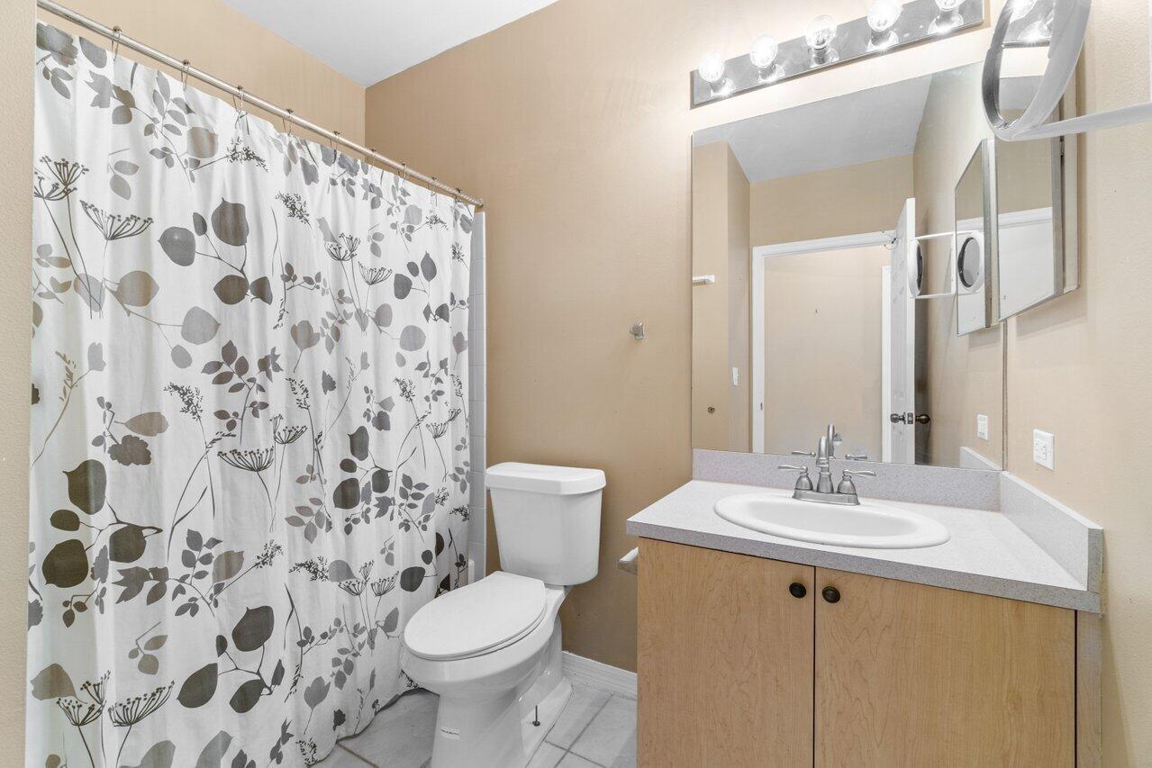 SPA AT SUNSET ISLES CONDO - Residential