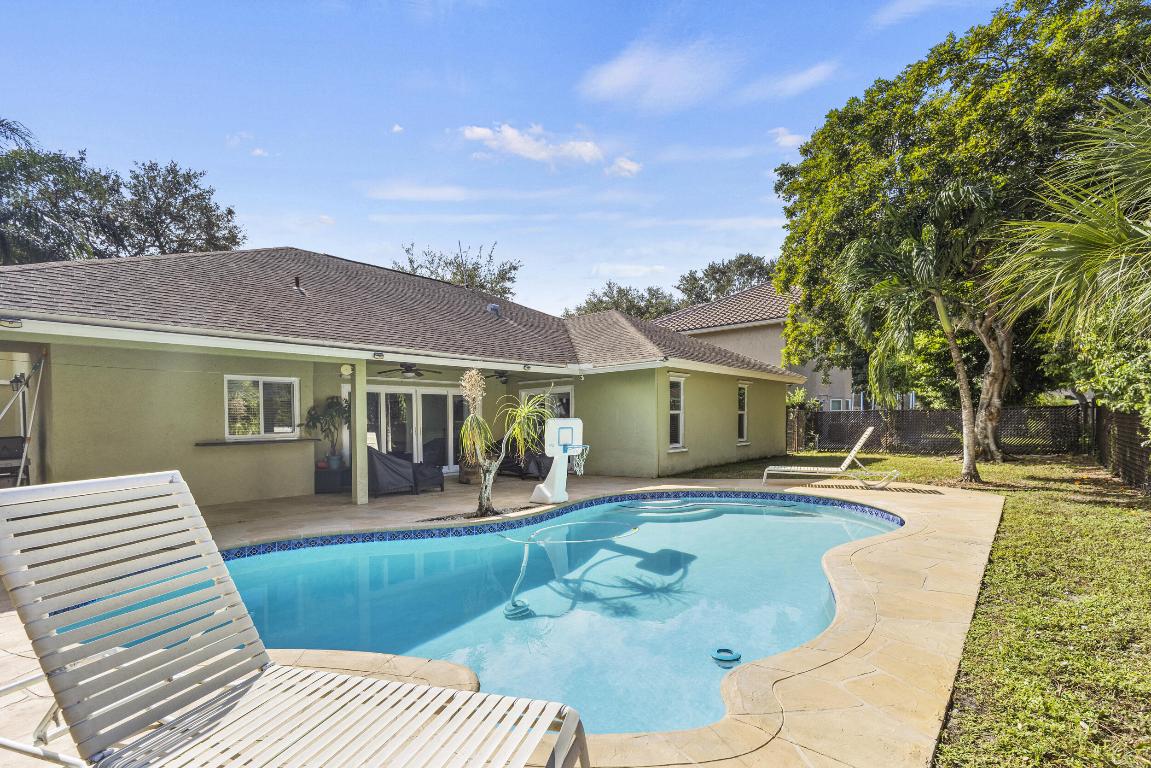 WINSTON PARK SECTION TWO-B - Residential