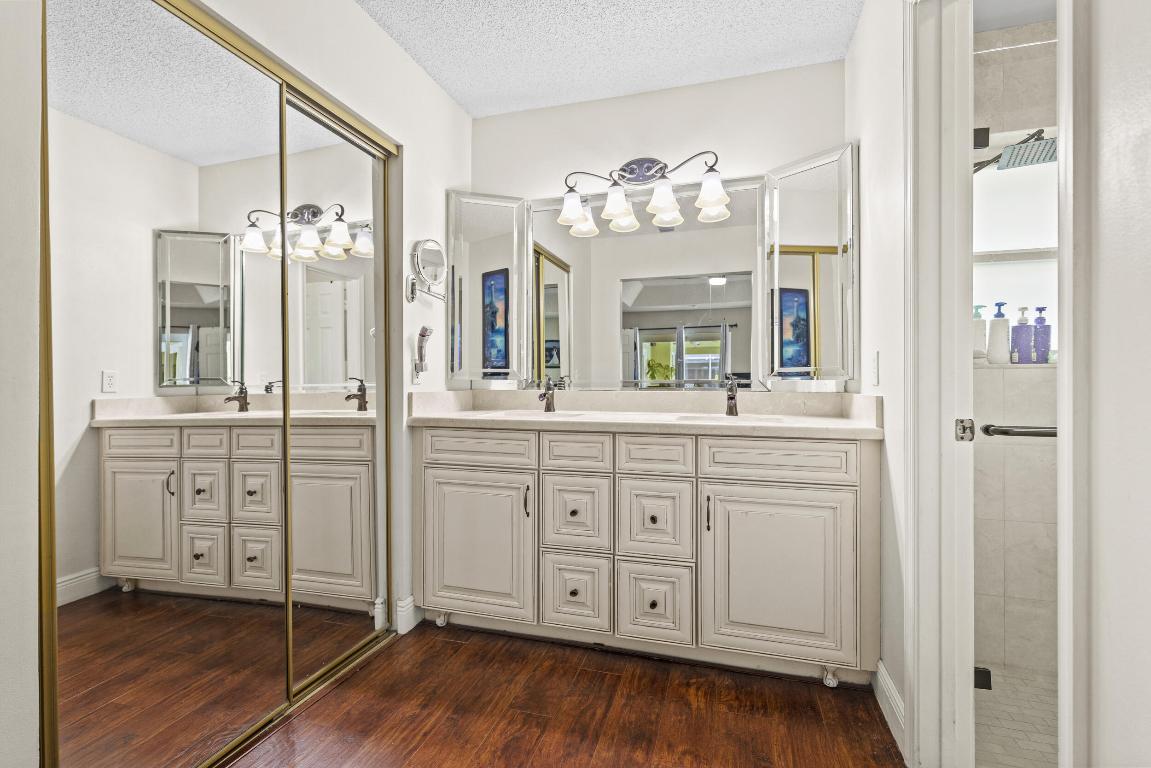 WINSTON PARK SECTION TWO-B - Residential