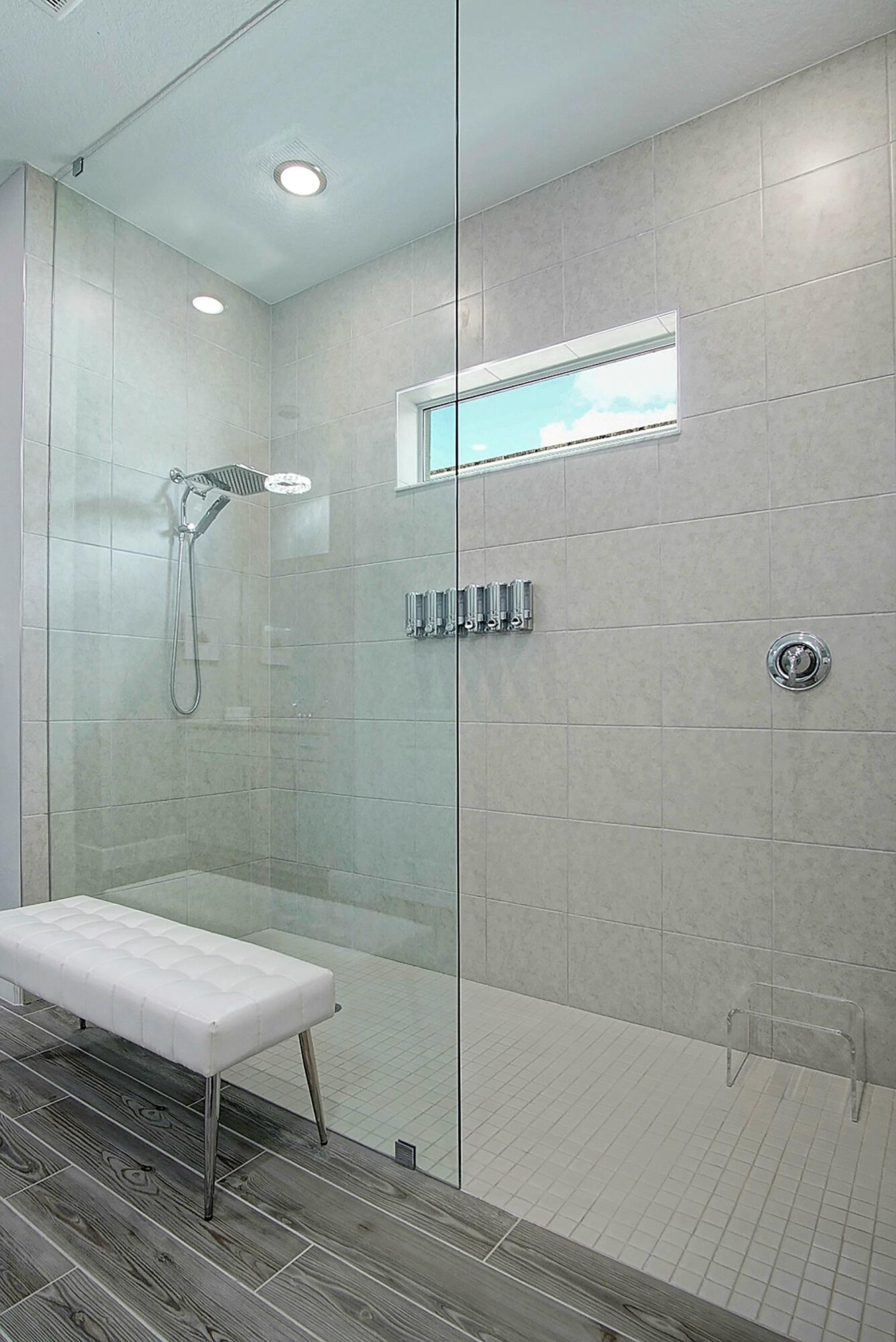 SEVILLE PHASE 1 - Residential