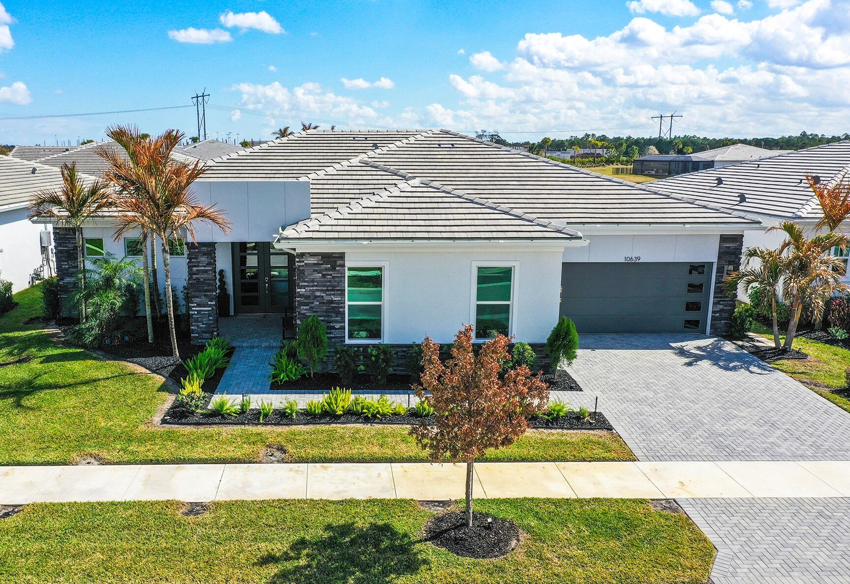 SEVILLE PHASE 1 - Residential