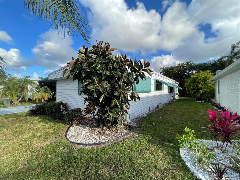 WEST LAKES OF BOCA RATON INC - Residential