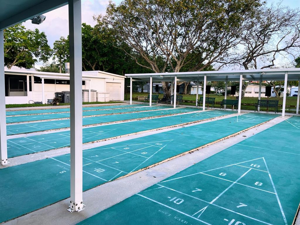 WEST LAKES OF BOCA RATON INC - Residential