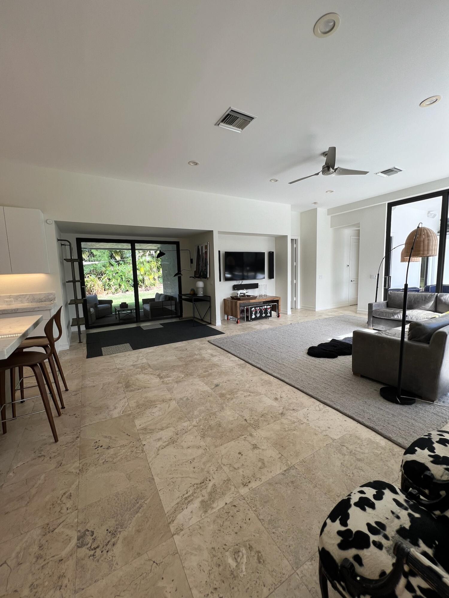 FOXE CHASE - Residential