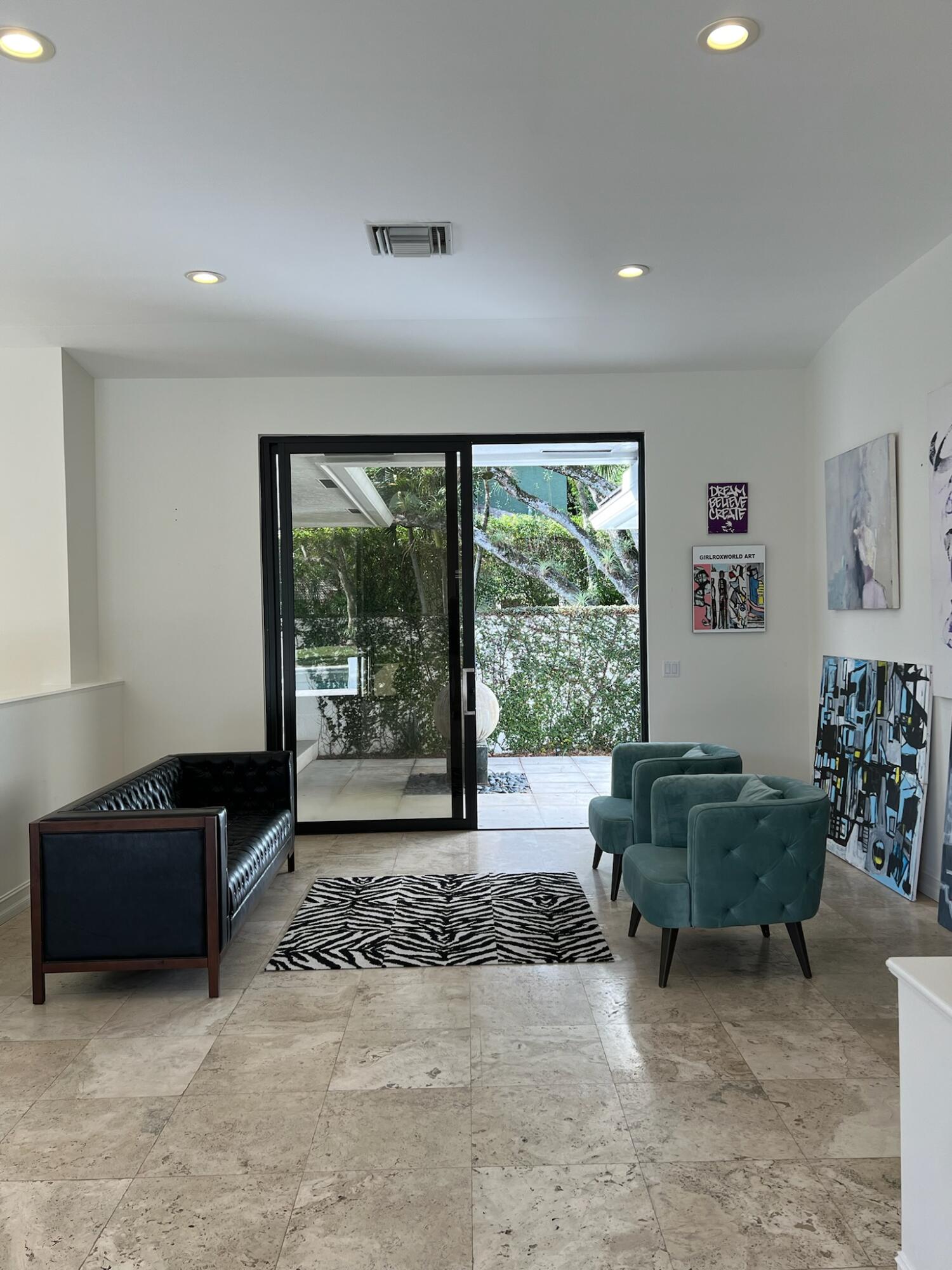 FOXE CHASE - Residential