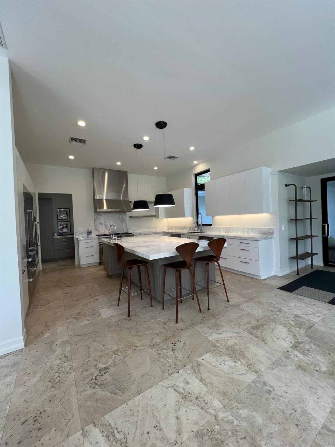 FOXE CHASE - Residential