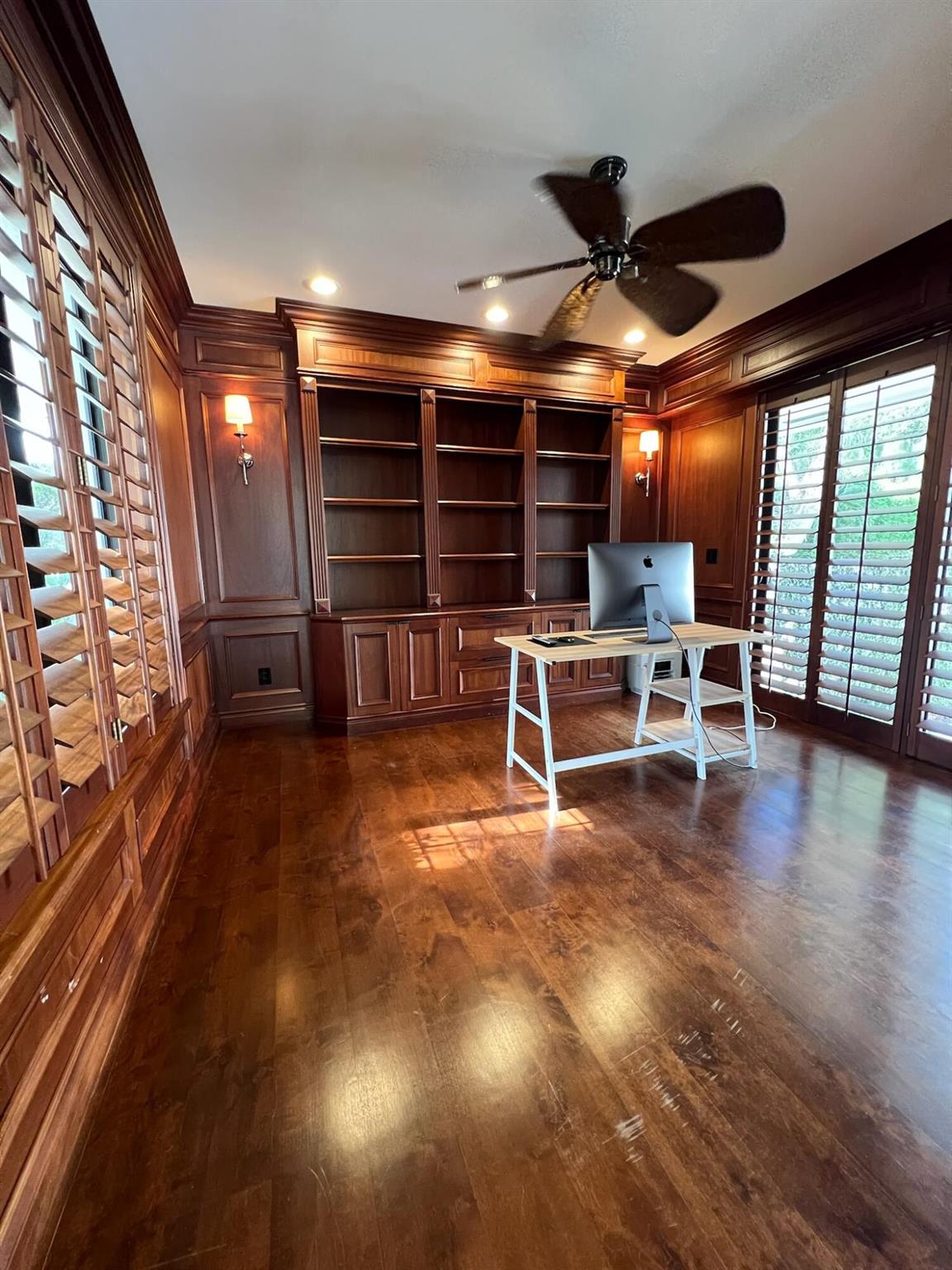 FOXE CHASE - Residential